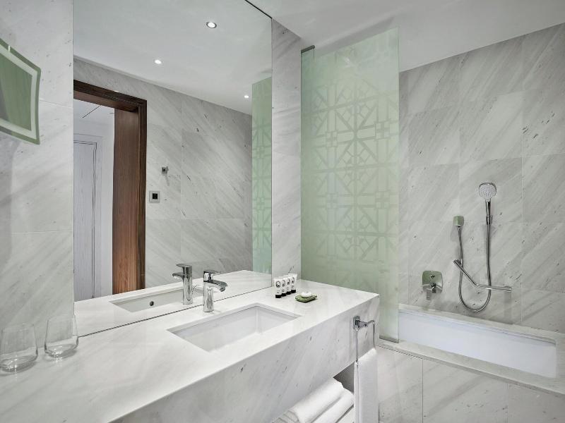 Parklane, a Luxury Collection Resort & Spa image
