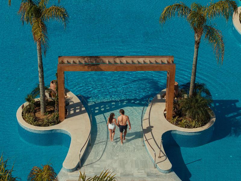 Olympic lagoon Resorts, Paphos image