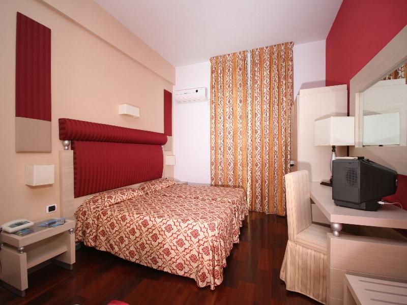 Hotel Santa Lucia Le Sabbie D'Oro image