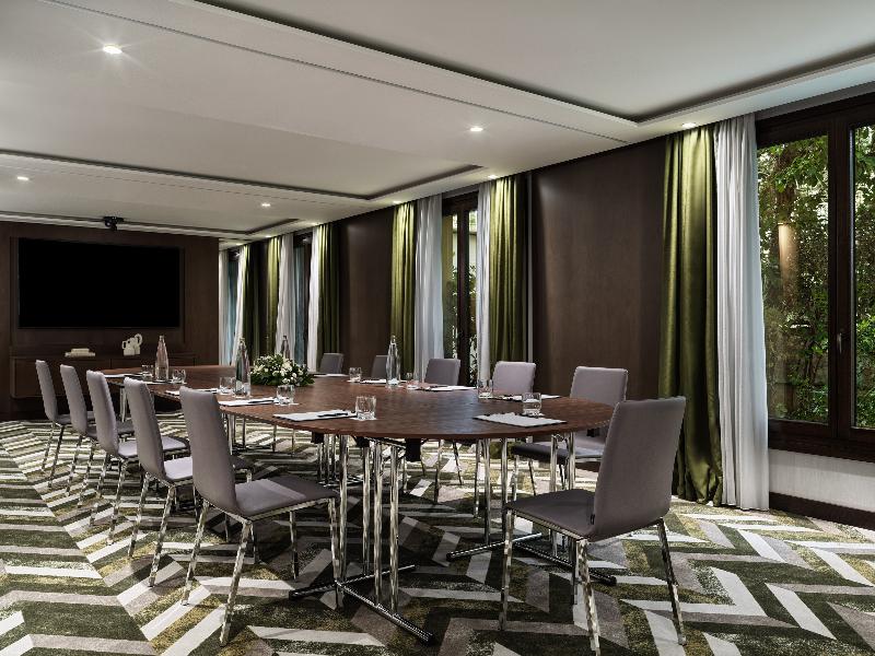 Stay in style at Electra Palace Athens