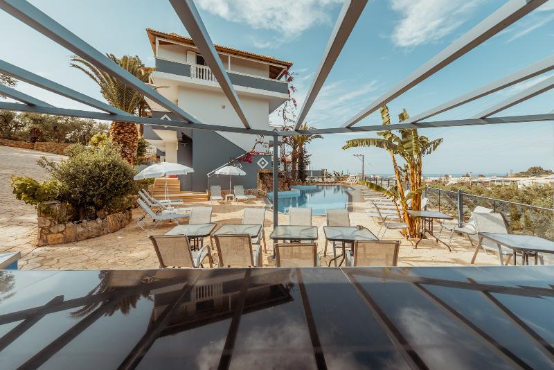 Zante Calinica Hotel & Suites