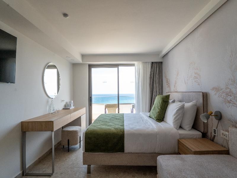 Iberostar Waves Creta Panorama & Mare image