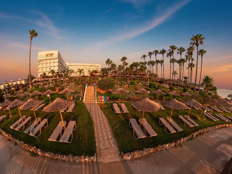 Cavo Maris Beach Hotel image