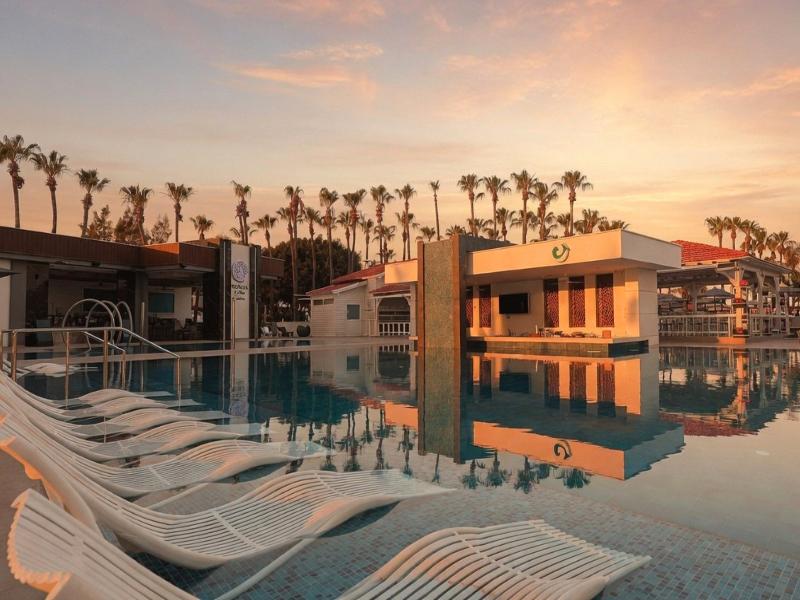 Cavo Maris Beach Hotel image
