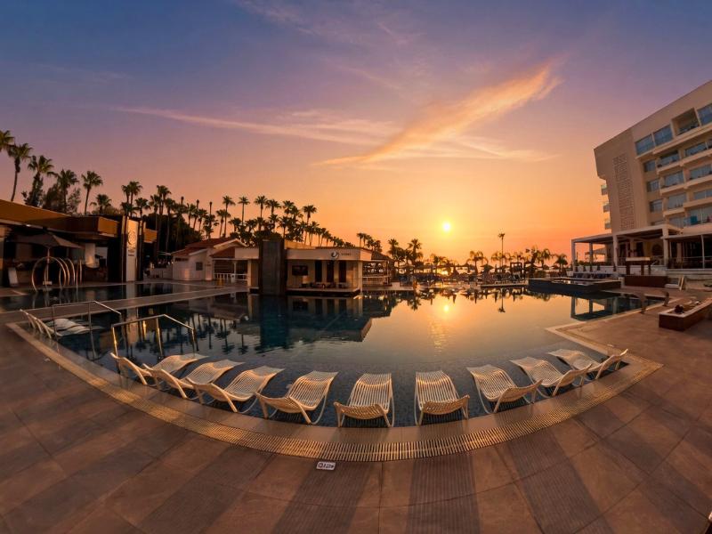 Cavo Maris Beach Hotel image