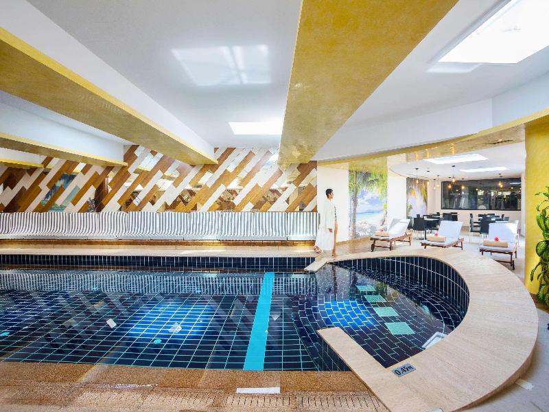 Cavo Maris Beach Hotel image
