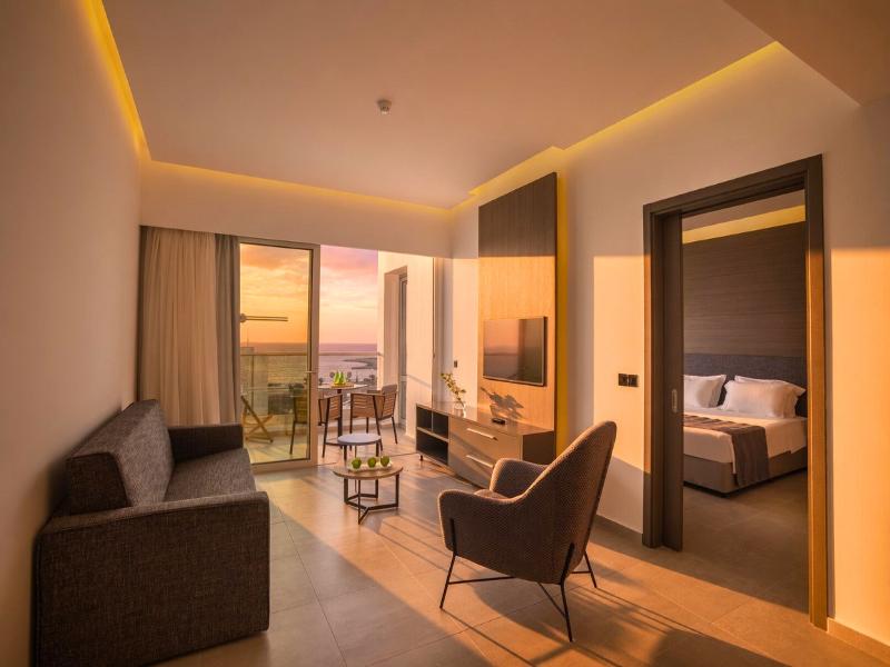 Cavo Maris Beach Hotel image