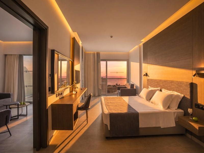 Cavo Maris Beach Hotel image