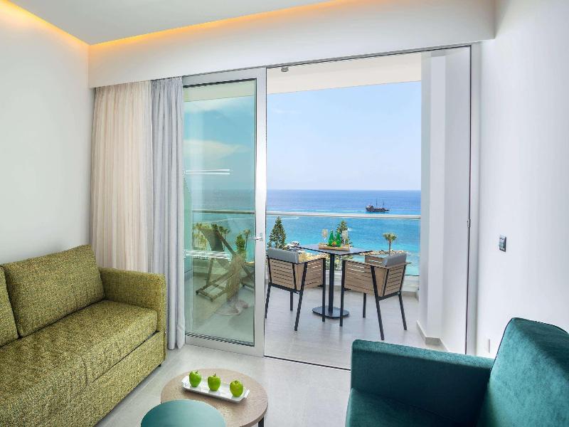 Cavo Maris Beach Hotel image