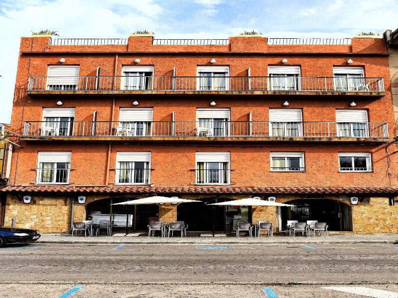 HOSTAL ISABEL image