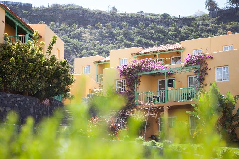 Apartments La Caleta