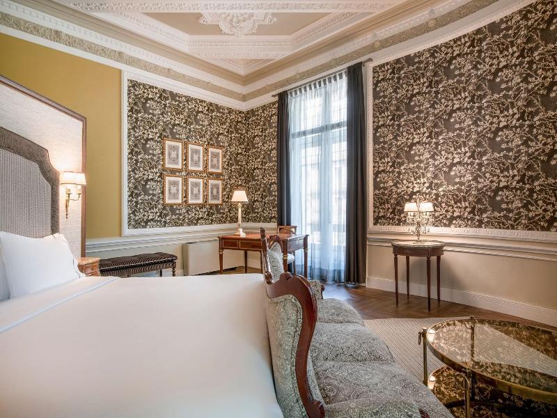 AC Hotel Palacio del Retiro Autograph Collection image