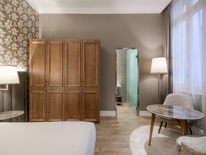 AC Hotel Palacio del Retiro Autograph Collection image