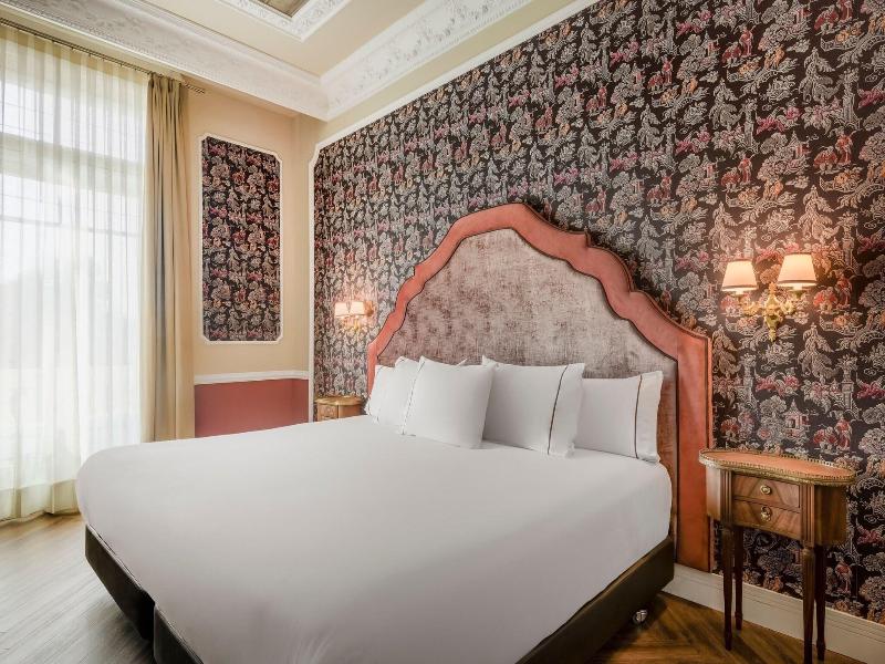 AC Hotel Palacio del Retiro Autograph Collection image