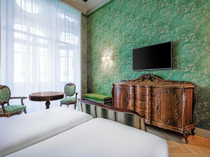 AC Hotel Palacio del Retiro Autograph Collection image