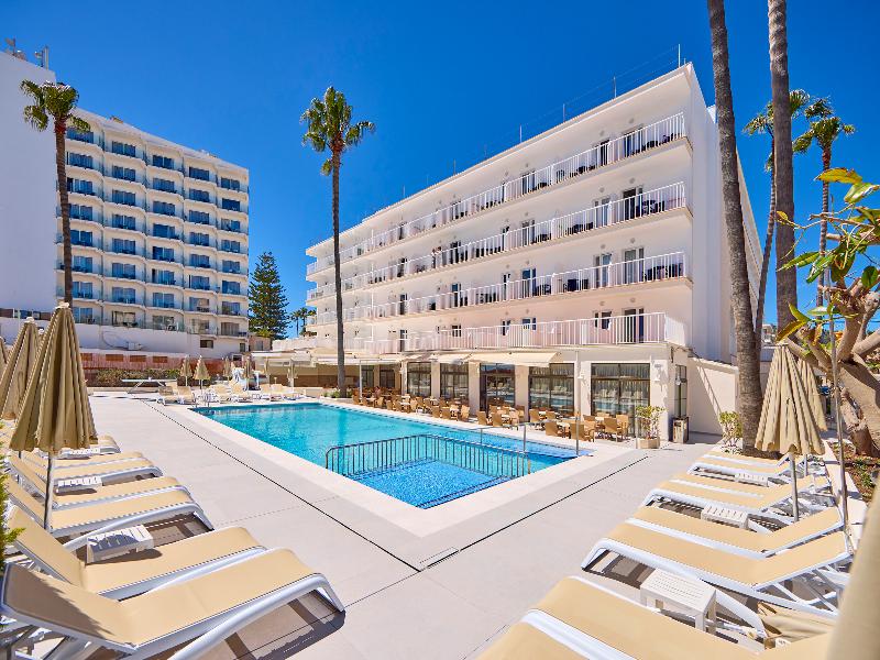 Universal Hotel Bikini image