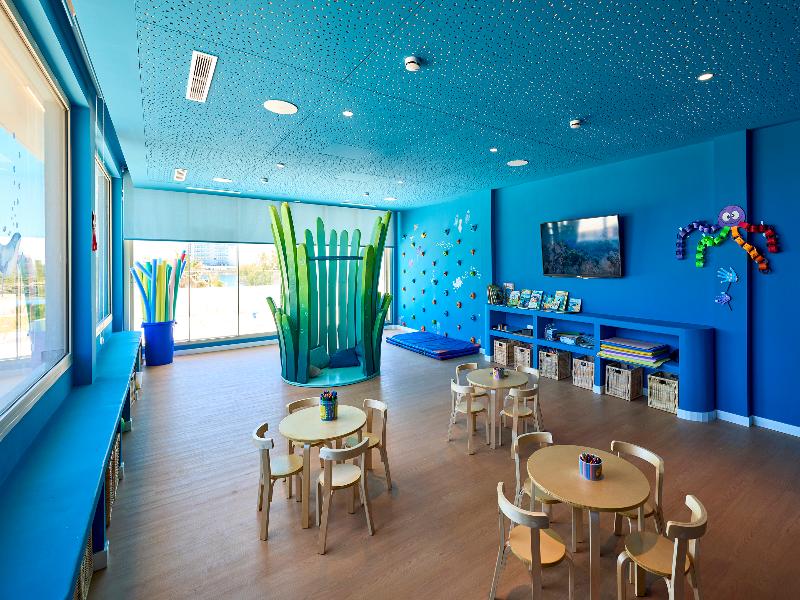 Universal Hotel Romantica image
