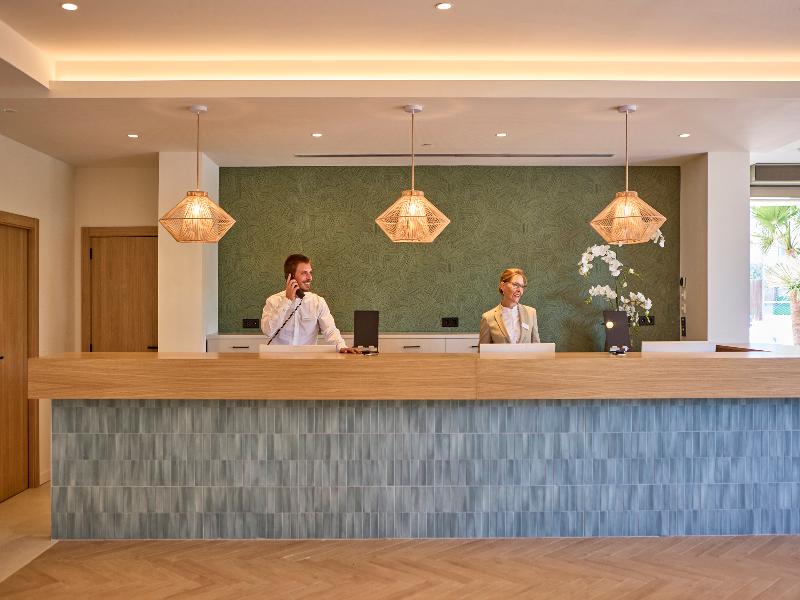 Universal Hotel Romantica image