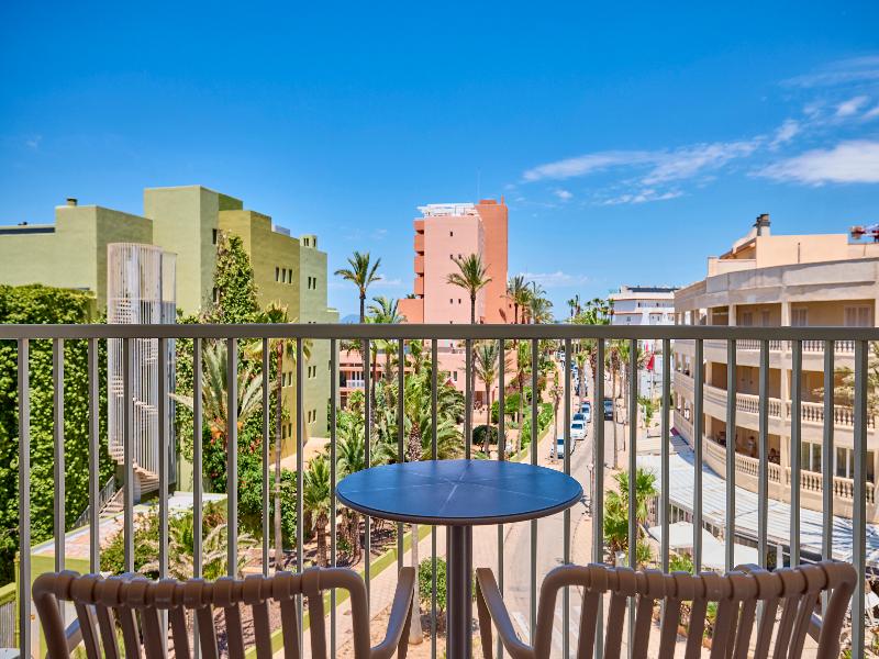 Universal Hotel Romantica image