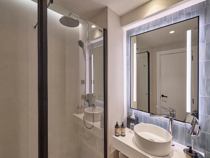 Universal Hotel Romantica image