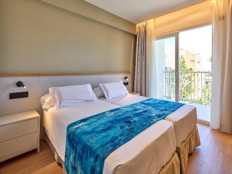 Universal Hotel Romantica image
