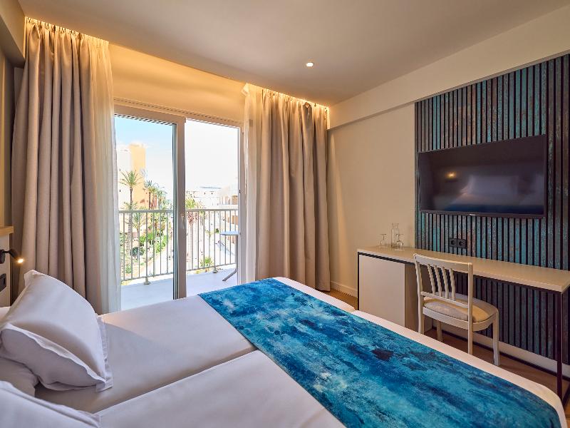 Universal Hotel Romantica image