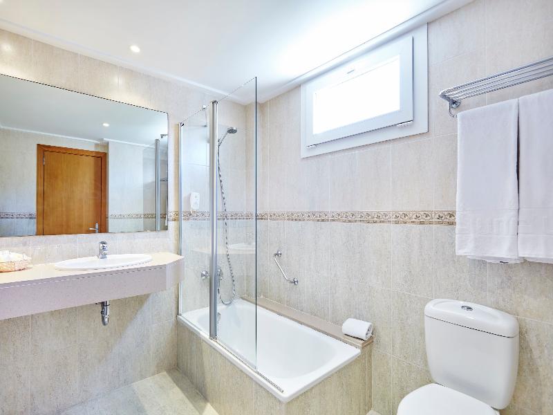 Universal Hotel Castell Royal image