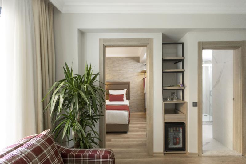 Piril hotel Hotel Thermal & Beauty Spa Cesme image