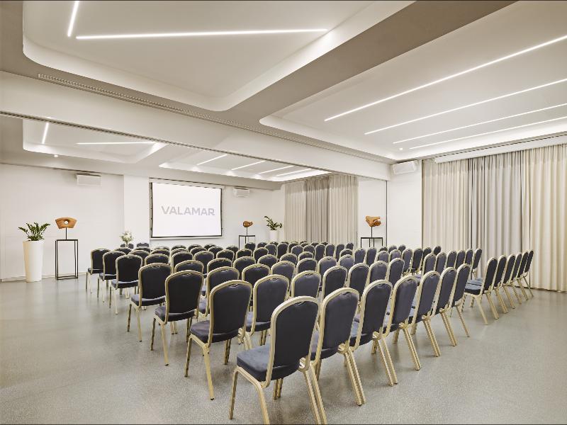 Valamar Diamant Hotel