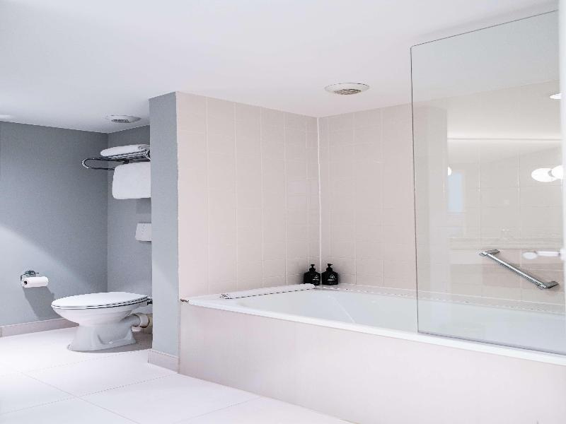 Van der Valk Hotel Paris CDG Airport image