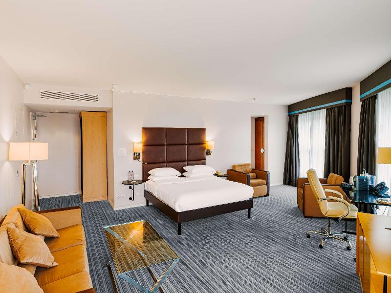 Van der Valk Hotel Paris CDG Airport image