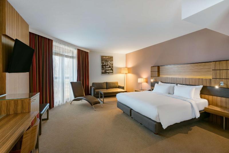 Radisson Blu Hotel Krakow image