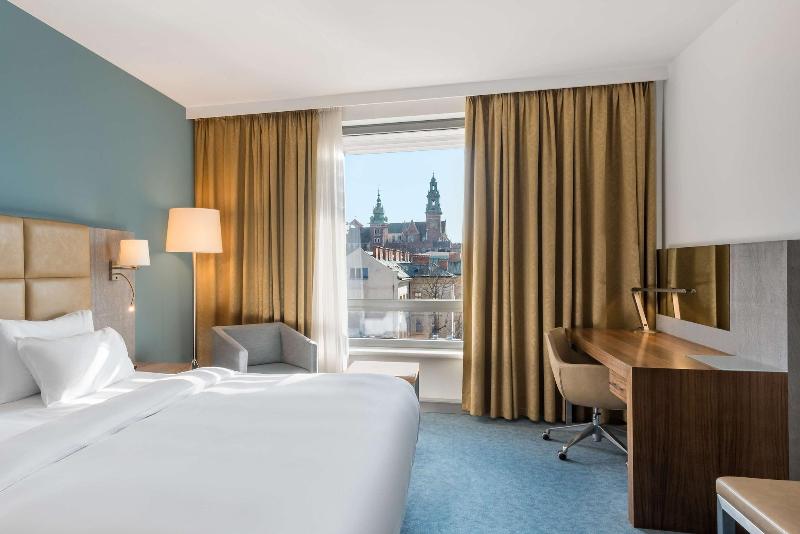 Radisson Blu Hotel Krakow image