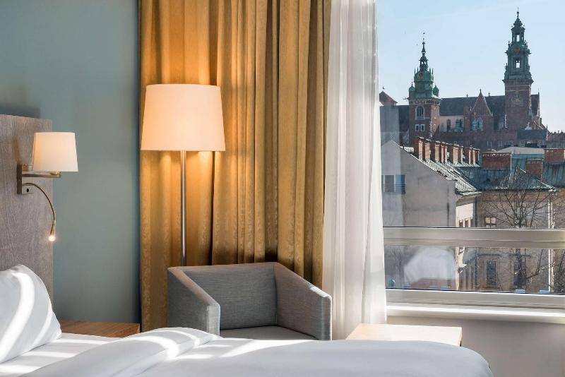 Radisson Blu Hotel Krakow image