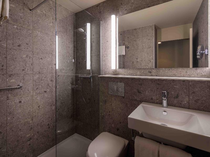 Holiday Inn Brussels Airport image