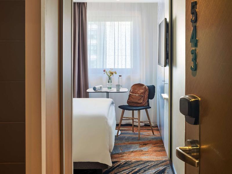 Mercure Paris Gare De Lyon Tgv Hotel image