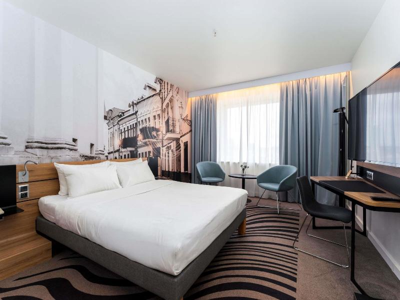 Novotel Vilnius Centre image