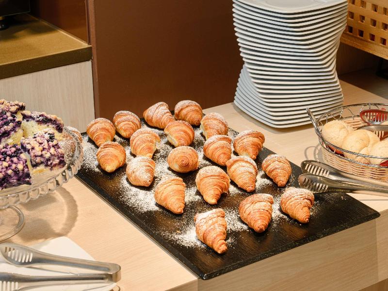 Novotel Gdansk Centrum image