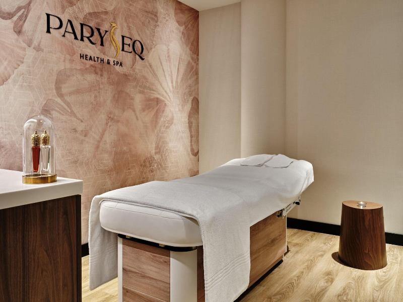 Sheraton Grand Krakow image