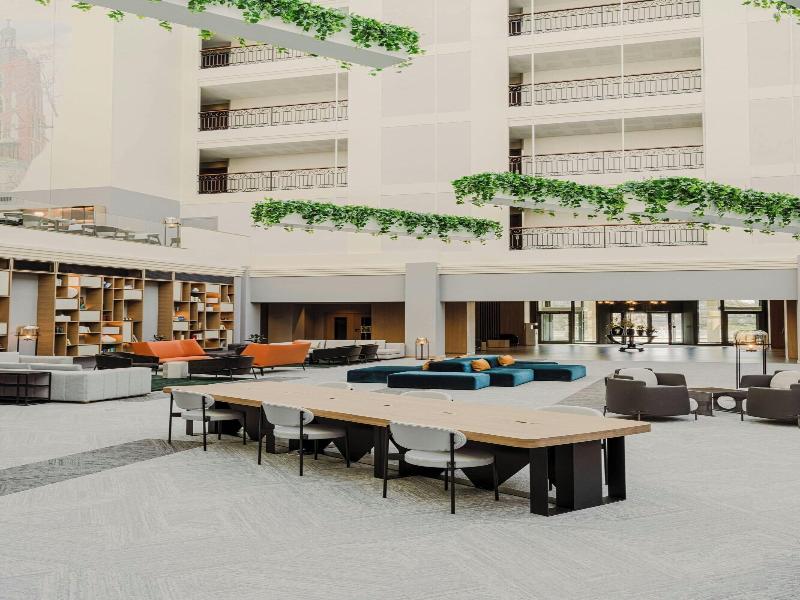 Sheraton Grand Krakow image