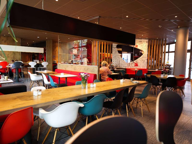 Ibis Koeln Centrum image