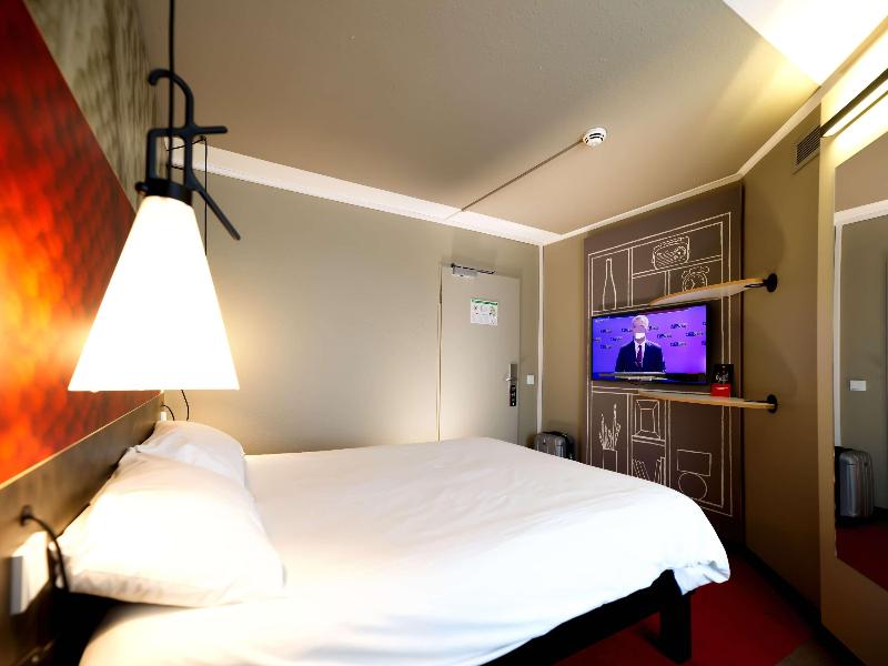 Ibis Koeln Centrum image