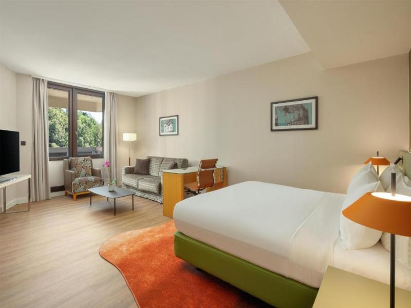 DoubleTree by Hilton Luxembourg image