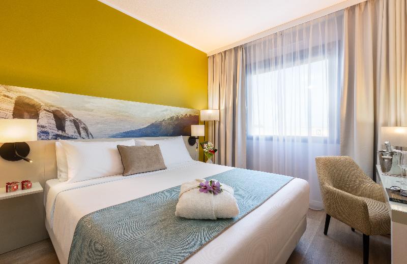 Leonardo Hotel Verona image