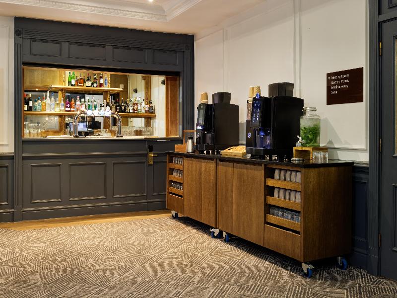 Doubletree by Hilton Southampton image