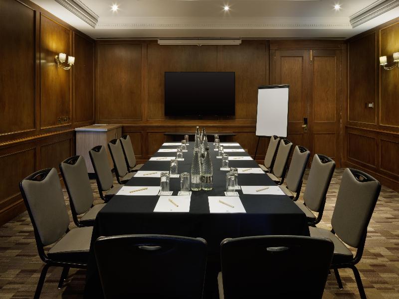 Doubletree by Hilton Southampton image