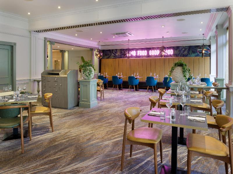 Doubletree by Hilton Southampton image