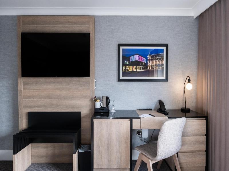Sandman Signature Sheffield Quays Hotel image