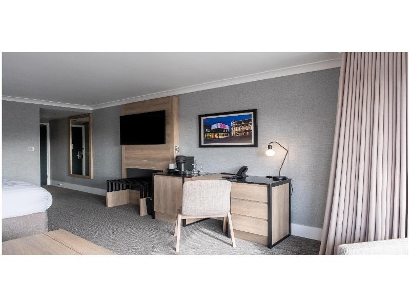 Sandman Signature Sheffield Quays Hotel image