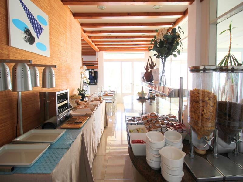 Neptuno Suites image